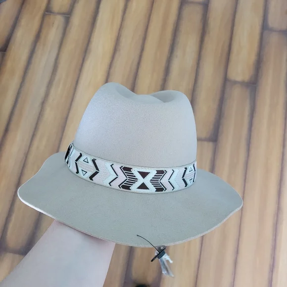 Cream Fedora - Picture 10 of 10